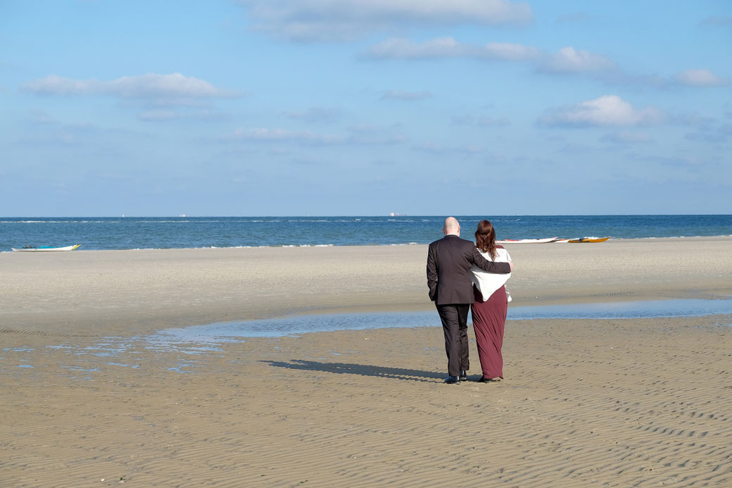 Fotograf Spiekeroog, Hochzeitsfotograf Spiekeroog, Hochzeit Spiekeroog, Heiraten Spiekeroog, Heiraten an der Nordsee, Inselfotograf, Nordseefotograf, 2016, 2017, 2018, Hochzeit am Strand, Standesamt Spiekeroog, Inselmuseum, Hochzeitsfotos Spiekeroog