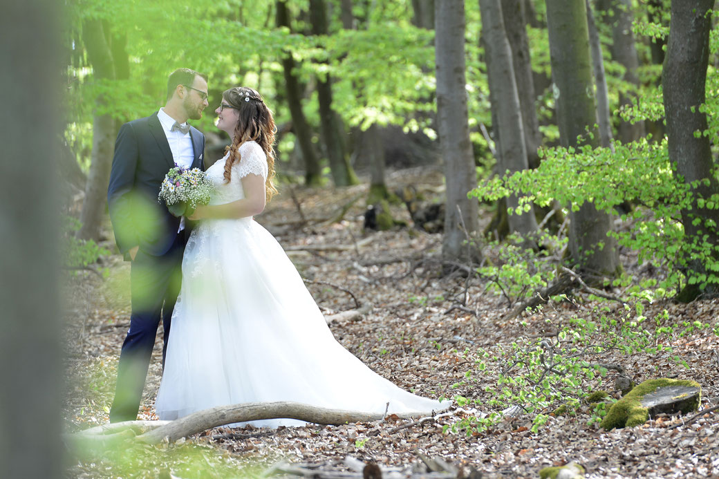 Hochzeitsfotograf, Kapelle Pützfeld, Ahr, Altenahr, Ahrbrück, Brück, Eifel, Lind, Nürburgring, 2016, 2017, 2018, Hochzeit, Heiraten, Hochzeitsfotografie, Standesamt, Frühling, Tal