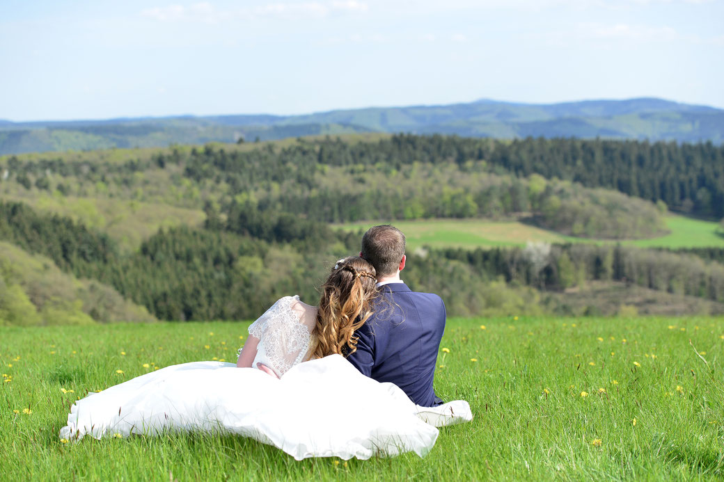 Hochzeitsfotograf, Kapelle Pützfeld, Ahr, Altenahr, Ahrbrück, Brück, Eifel, Lind, Nürburgring, 2016, 2017, 2018, Hochzeit, Heiraten, Hochzeitsfotografie, Standesamt, Frühling, Tal