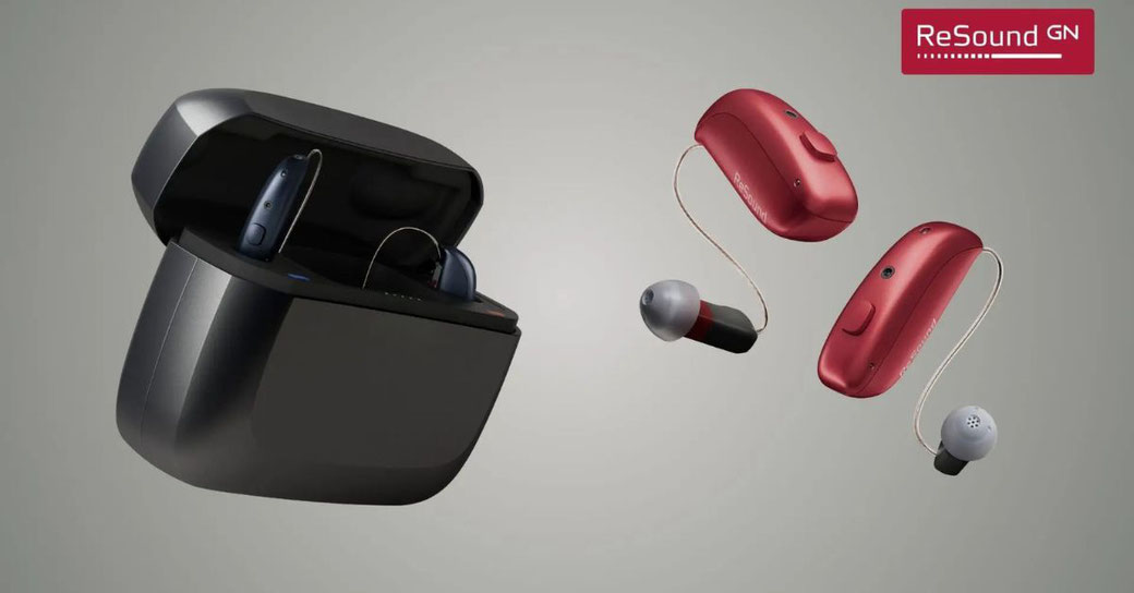 A girl painfully removing her earphone