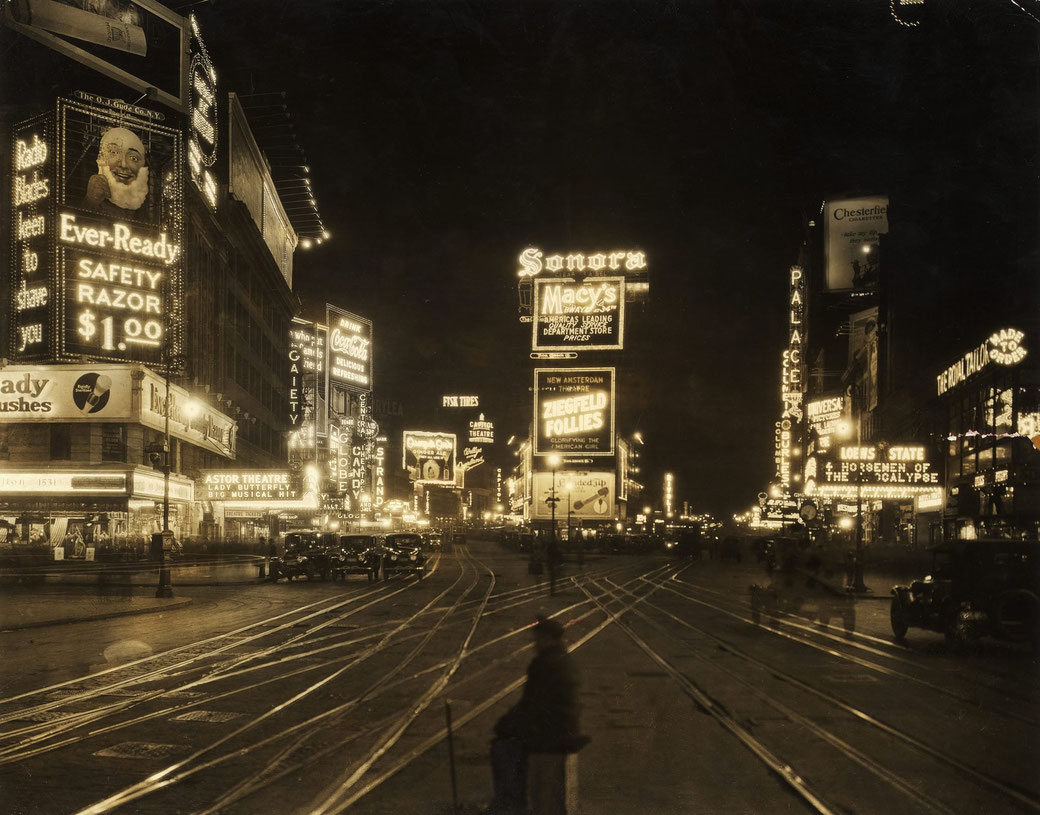 Illuminated Ever-Ready billboard advertisement on New York Times Square in the 1920s