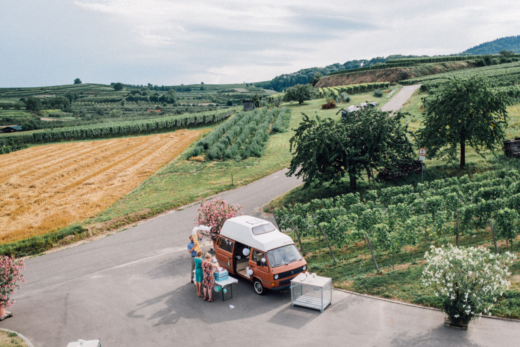 Hochzeitfotograf in Freiburg Tomo Takemura, Weingut Köbelin