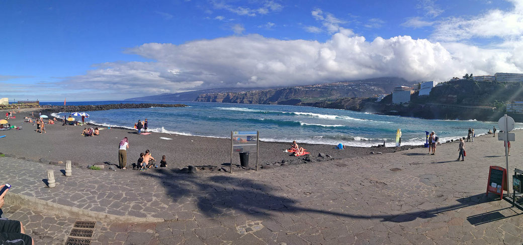 PUERTO DE LA CRUZ Playa Martiánez - Sand-Sonne-Wellenreiten - Schwimmen eher nicht!