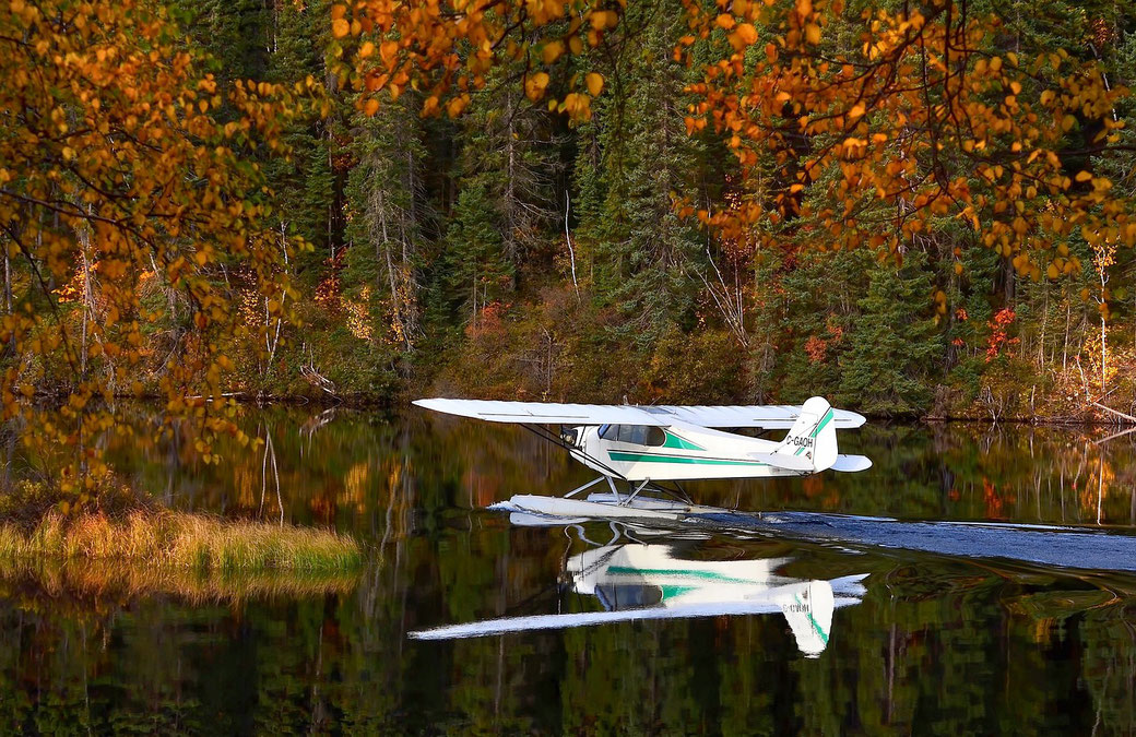 Organiser un Enterrement de Vie de Jeune Fille ou Garçon - En hydravion - Crédit photo : Tous droits réservés