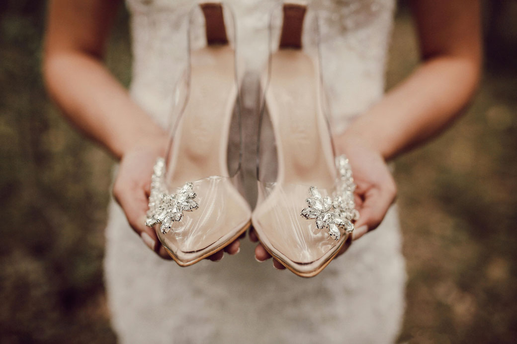 Guide de Préparation pour la Mariée : Commencer à Porter Vos Chaussures pour le Jour-J