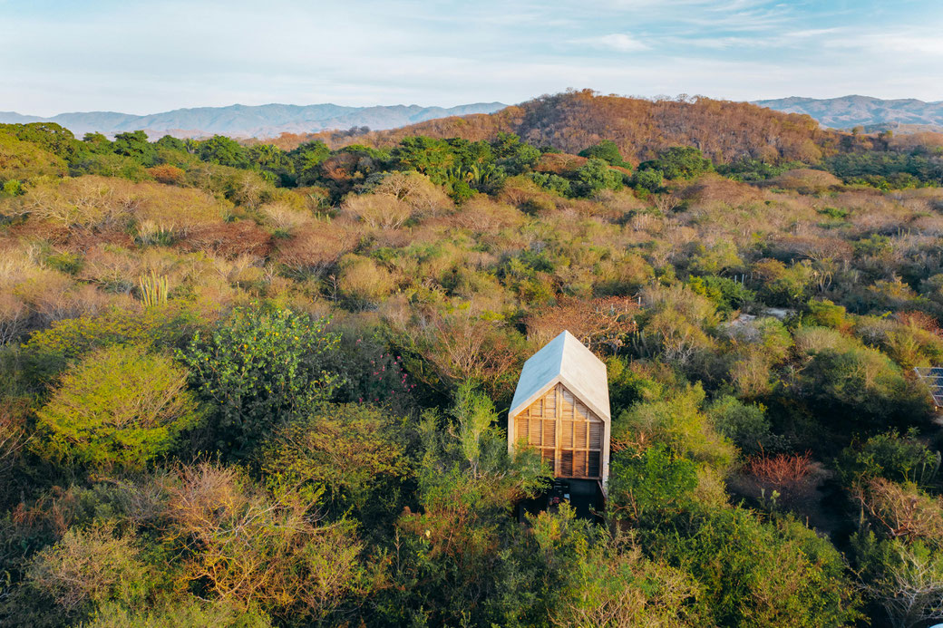 Une nuit de noces dans une cabane dans les arbres - Magazine Un Jour Un Oui - Crédit photo : Tous droits réservés