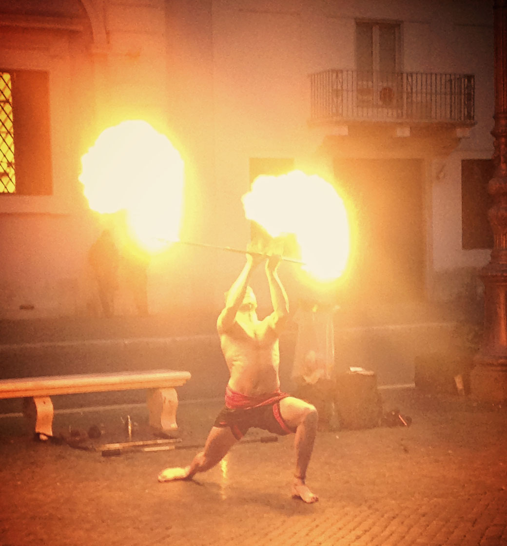 Abend-Spektakel auf der Piazza Navona 