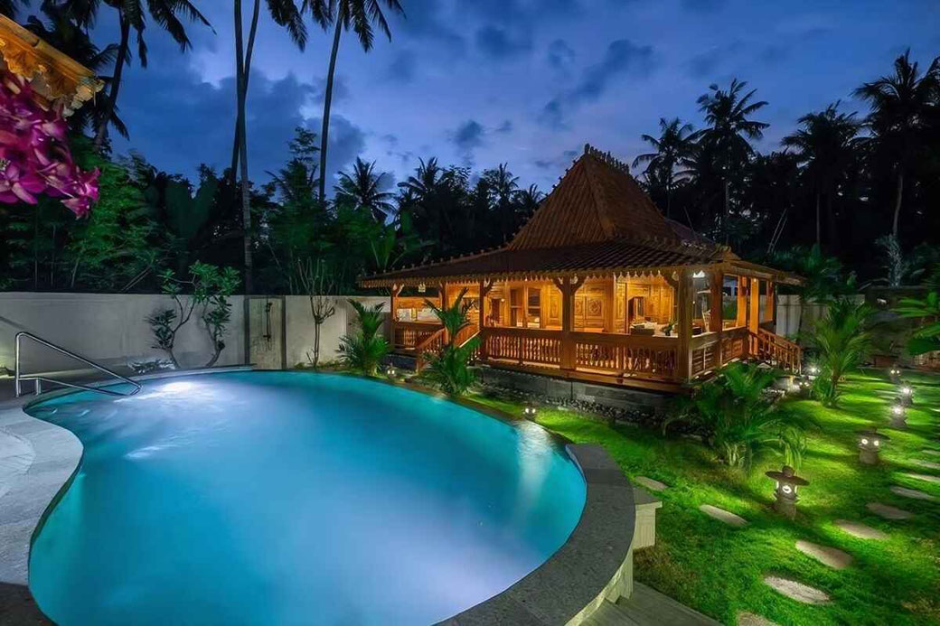 Dijual vila di Candidasa