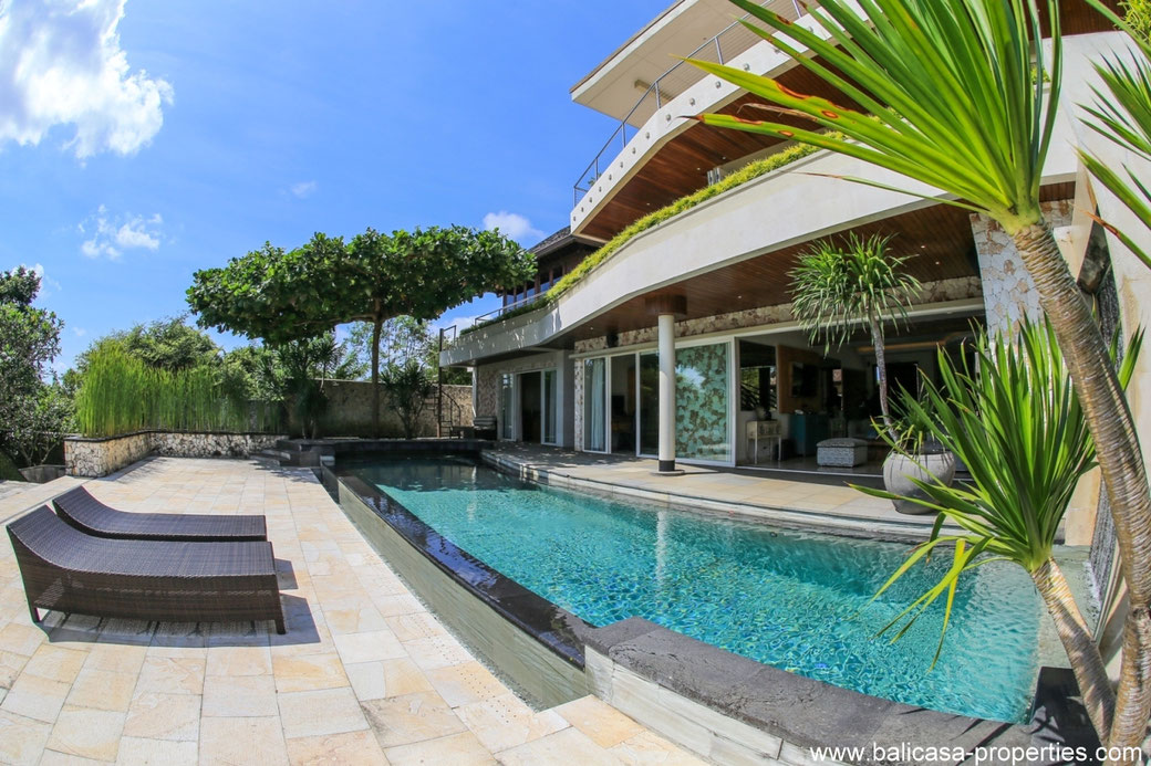 Balangan high end villa with stunning views over Bali.