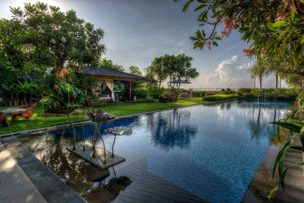 Cliff front villa for sale in Pandawa