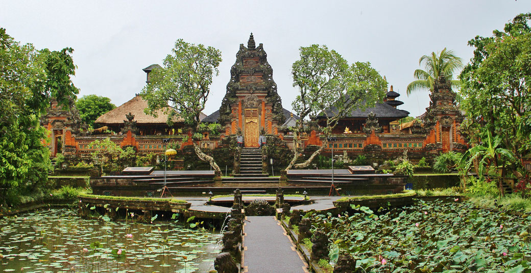 Pura Taman Saraswati in Ubud, Gianyar, Bali