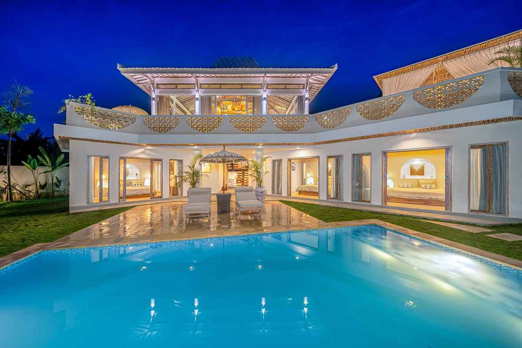 Dijual vila di Kaba Kaba