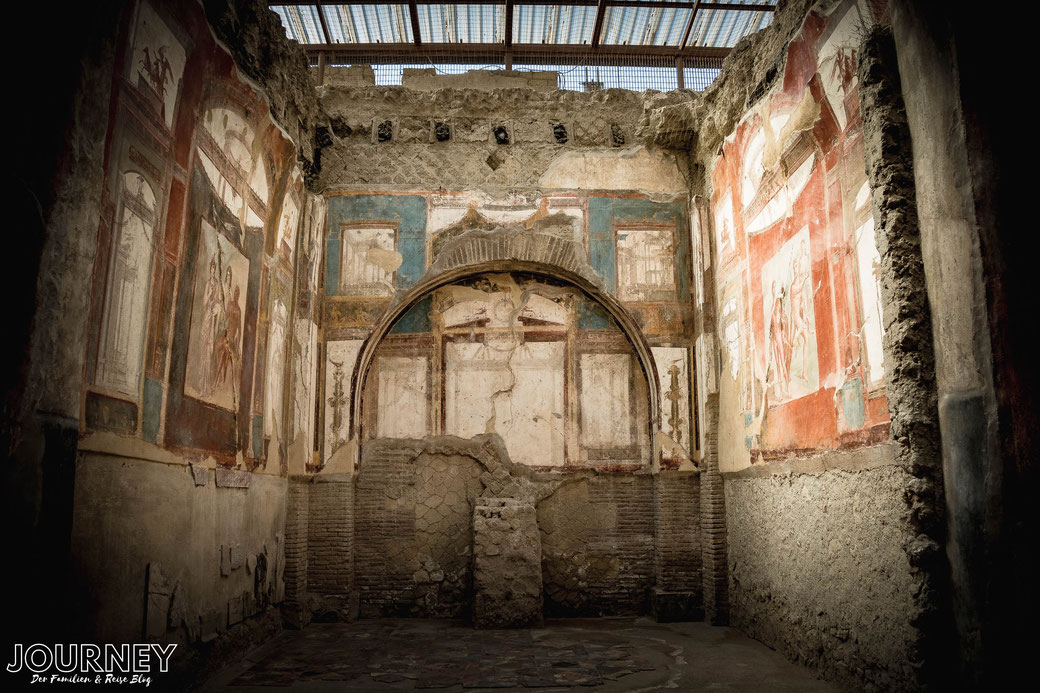 Fresken in einem Herrenhaus in Hercaluneum in Neapel.