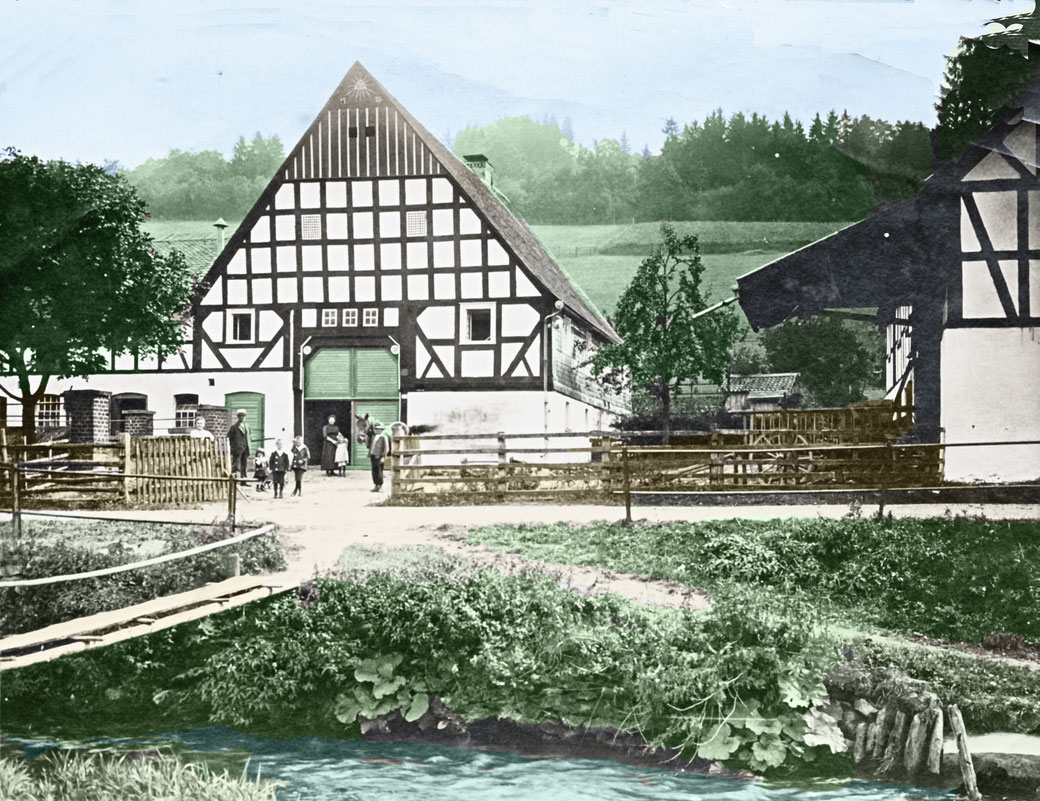 In diesem 1779 erbauten Bauernhaus in Sallinghausen ist Franz Wüllner geboren und aufgewachsen. Das Zimmer hinterm rechten Fenster wurde später "Professorenkammer" genannt.