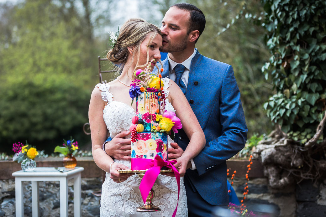 bunte Sommerhochzeit Hochzeitstorte