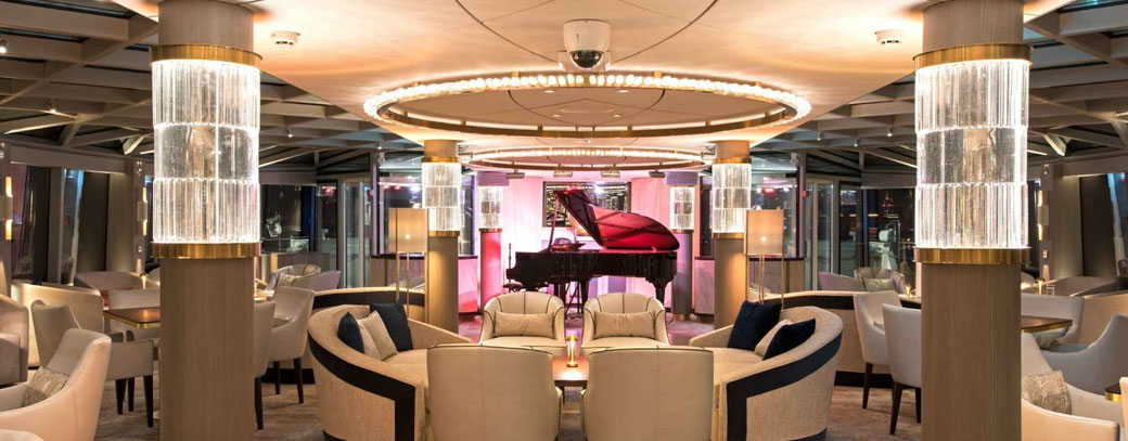 Riverside Luxury Cruises Debussy & Ravel Palm Court mit Klavier