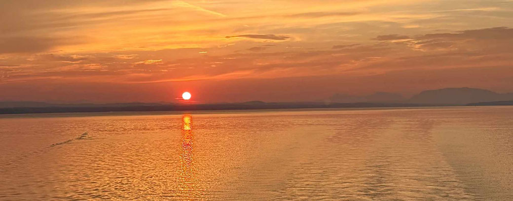 Sonnenuntergang auf dem Meer in Vancouver