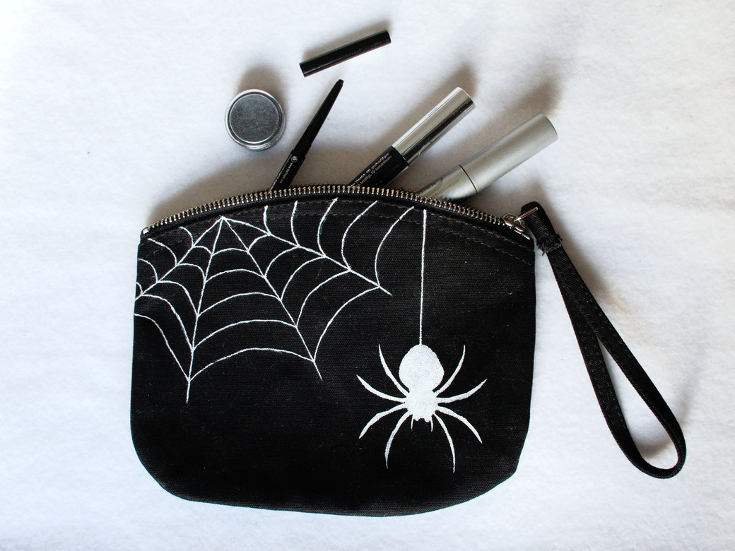 New tops, arm warmers and pouches - Spider and Web organic canvas zipper pouch - Zebraspider DIY Anti-Fashion Blog