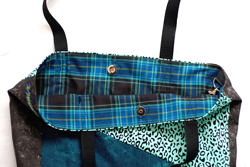 2021 belt bags and new shoulder bags out now! - Tote Bag Leopard & Plaid inside - Zebraspider Eco Anti-Fashion 