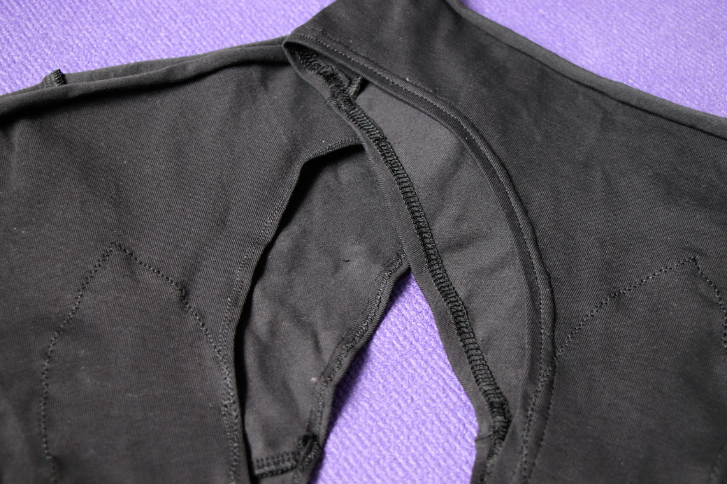 How to sew Zero-Waste undies - comparison twin needle to coverstitch hem - Zebraspider Eco Anti-Fashion
