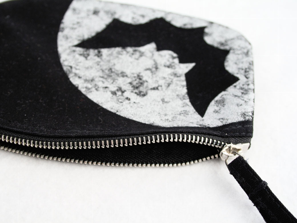 New stencil print zipper pouches - silver moon bat - Zebraspider DIY Anti-Fashion Blog