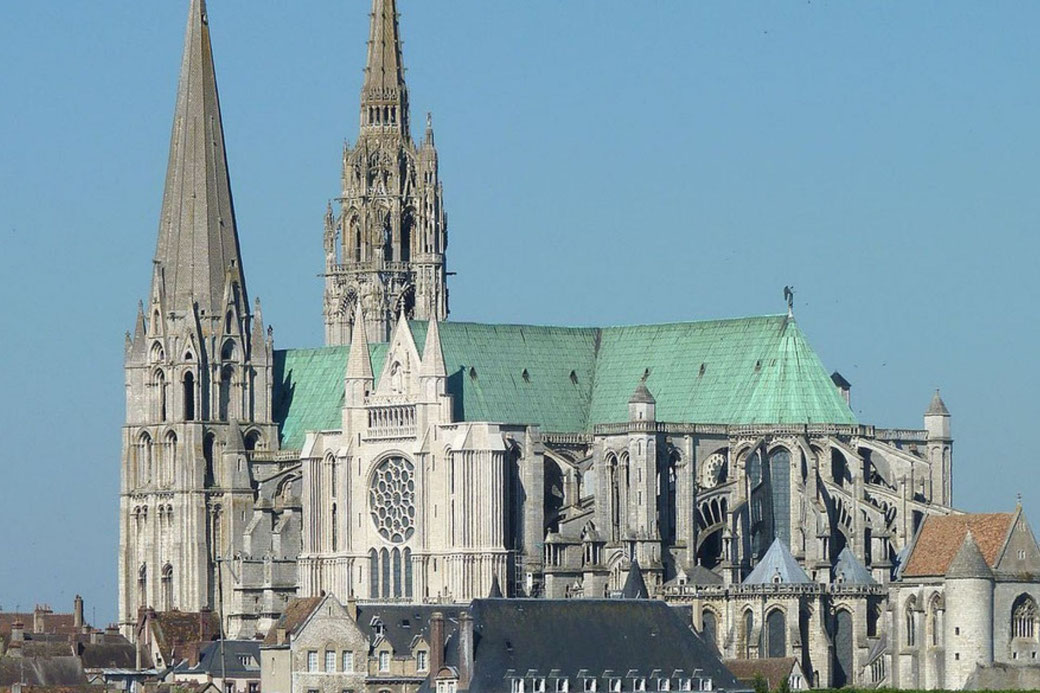 Connessioni Culturali: Gotico