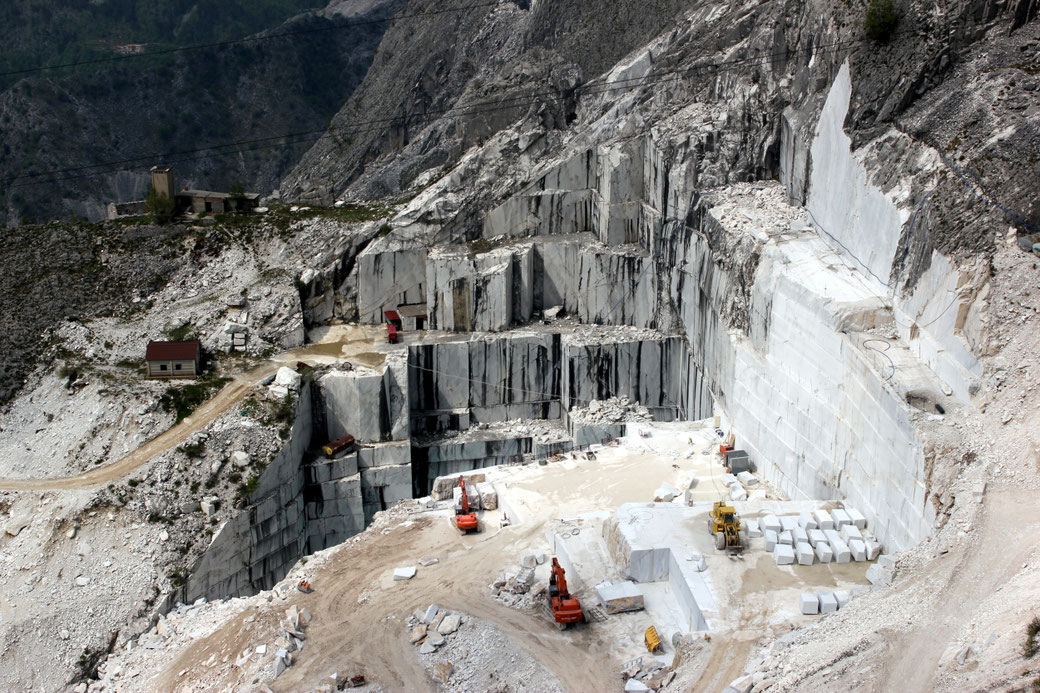 Steinbruch Bianco Carrara