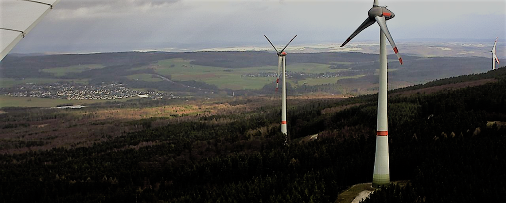 Leben mit der Energiewende TV - Windenergieanlagen E126 bei Ellern im Hunsrück.