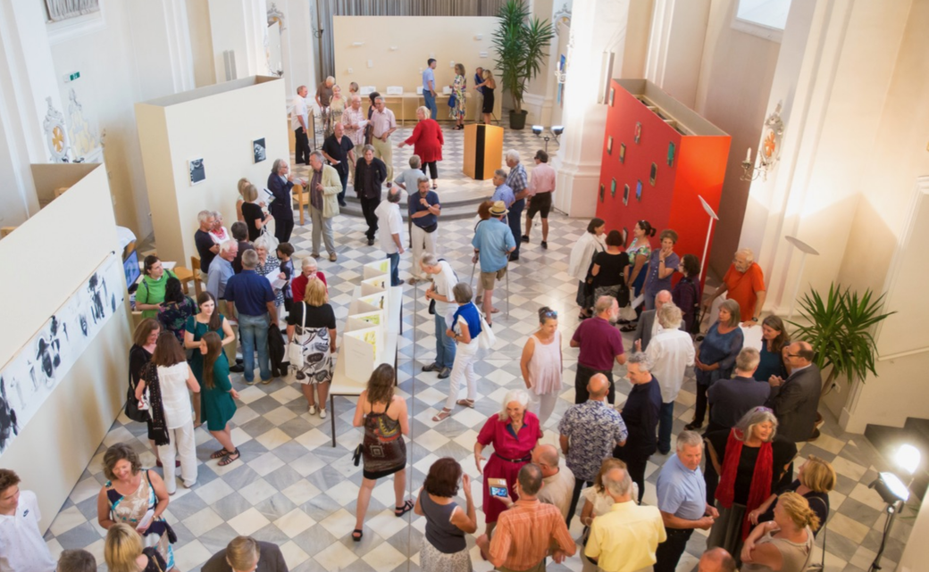 Eröffnung der Michael Hedwig - Geburtstagsausstellung "Chicken - Hedwig - Pavlik", Spitalskirche, Lienz, 01.08.2017 (Foto:Brunner)