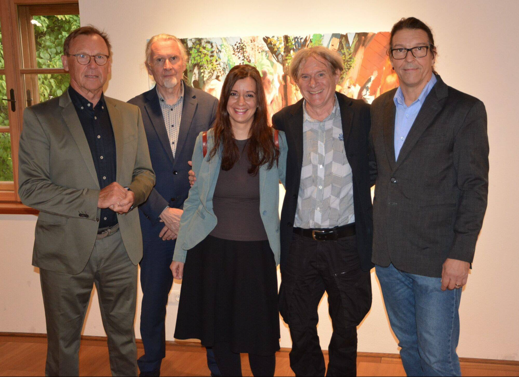 Vernissage: "Hausherr" Martin Lutz, Konrad Stania, Simina Badea, Michael Hedwig und Kunstvereins-Obmann Bernhard Schneider (von links)