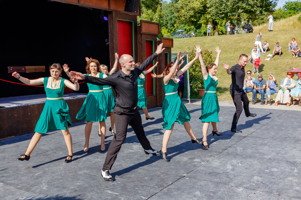 Steptanz Vintage Dance Studio München, Steptanzschule, Stepptanz Online lernen, Steptanz Anfängerkurs, Einsteigerkurs, steppen lernen, Stepptanzlehrer, Tap teacher