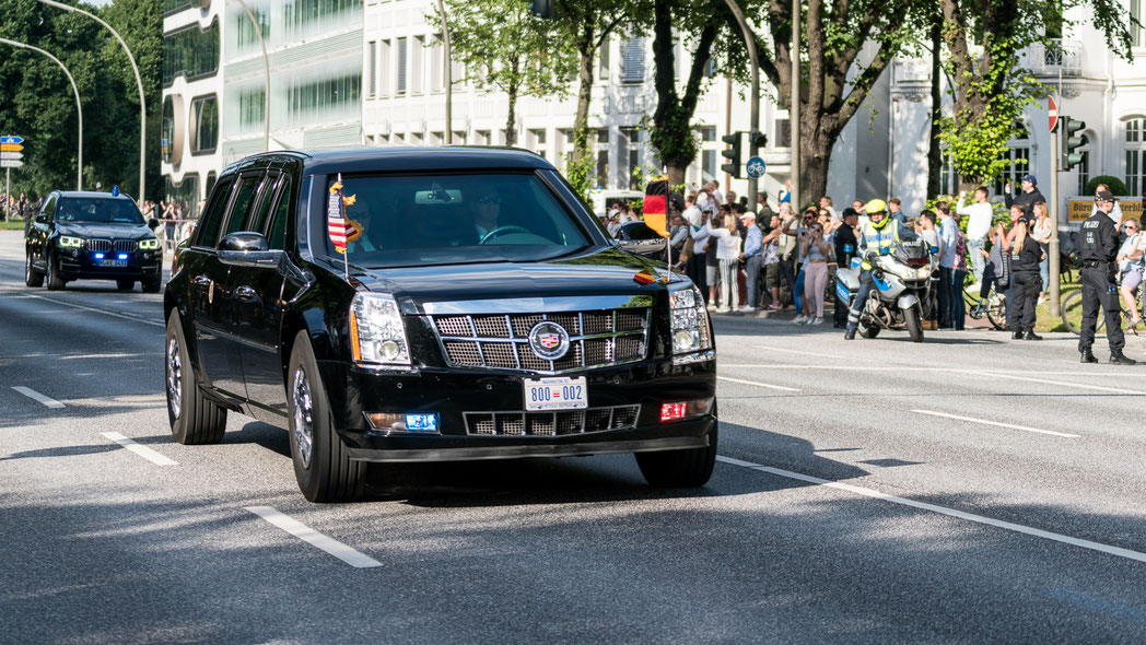 The beast of US president in Hamburg