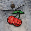 Anstecker Cherry
