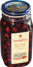 Rote Kirschen im Kirsch mittel