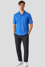 HEMD BLAU MIT KURZEN ÄRMELN REGULÄRE PASSFORM | BLUE SHIRT WITH SHORT SLEEVES REGULAR FIT