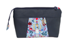 grande pochette a maquillage femme en faux cuir bleu marine et tissu Alice au pays des merveilles