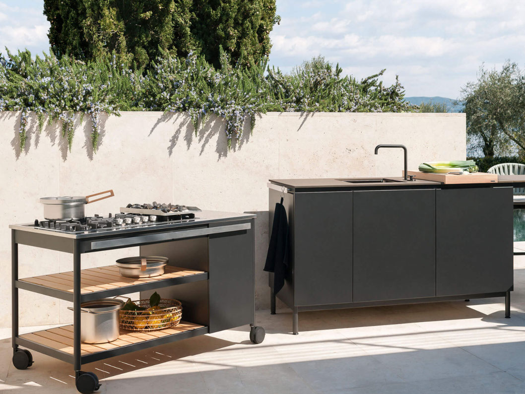 modulare Outdoorküche aus Edelstahl