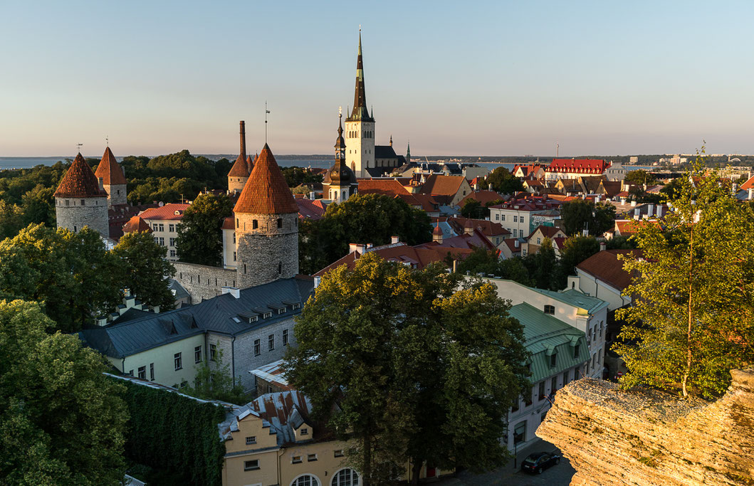 Toompea hill sunset in Tallinn