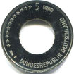 Münzen Müller - Fehlprägung BRD 5 Euro 2016 D, Planet Erde, nur auf Ring geprägt, wodurch der Ring breiter ist, als gewöhnlich.