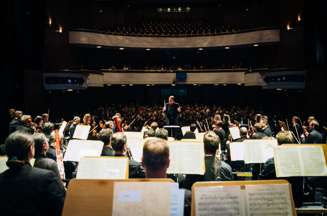 Staatskapelle Halle hosting a charity concert for children suffering from cancer at Halle Opera.