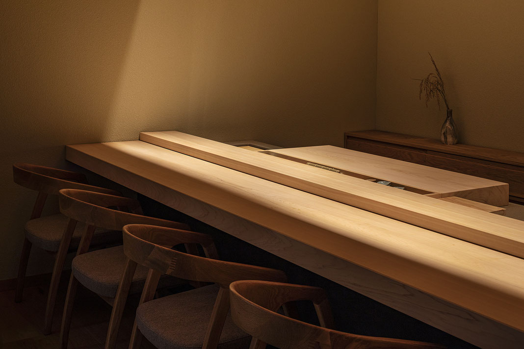 桧一枚板カウンター