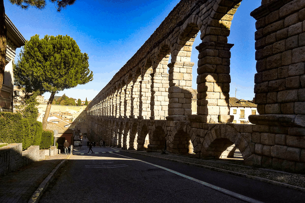 Segovia, ciudad Patrimonio de la Humanidad. Se puede realizar con Visitas Guiadas para grupos privados, desde 1 persona