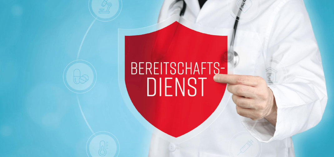 mann hält schild mit der aufschrift "bereitschaftsdienst"