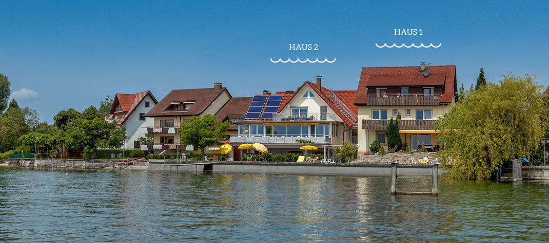 Dikreuters Gästehaus Ferienwohnungen Pension Appartements Zimmer in Immenstaad am Bodensee-Ufer - Die Häuser vom See gesehen