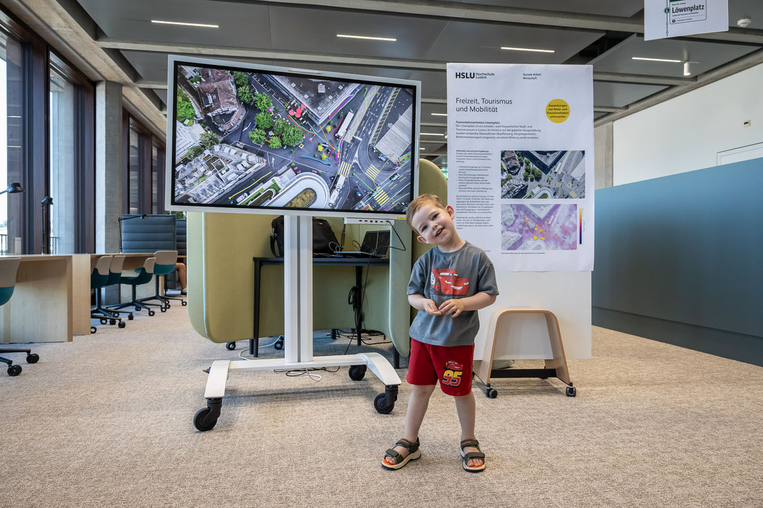 Eröffnung HSLU Campus Luzern Bahnhof: Bevölkerung