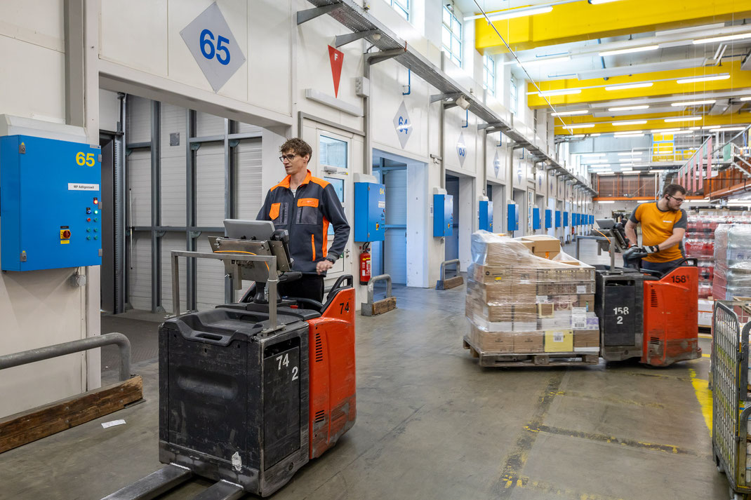 Tanz der Ameisen in der Migros-Betriebszentrale Dierikon