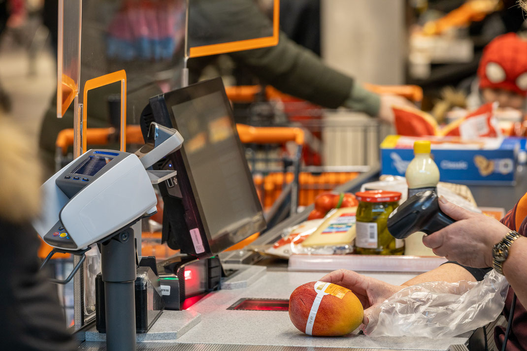 Themenbilder Genossenschaft Migros Luzern GMLU (MMM Sarnen)