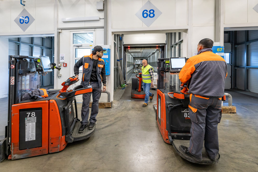 Tanz der Ameisen in der Migros-Betriebszentrale Dierikon