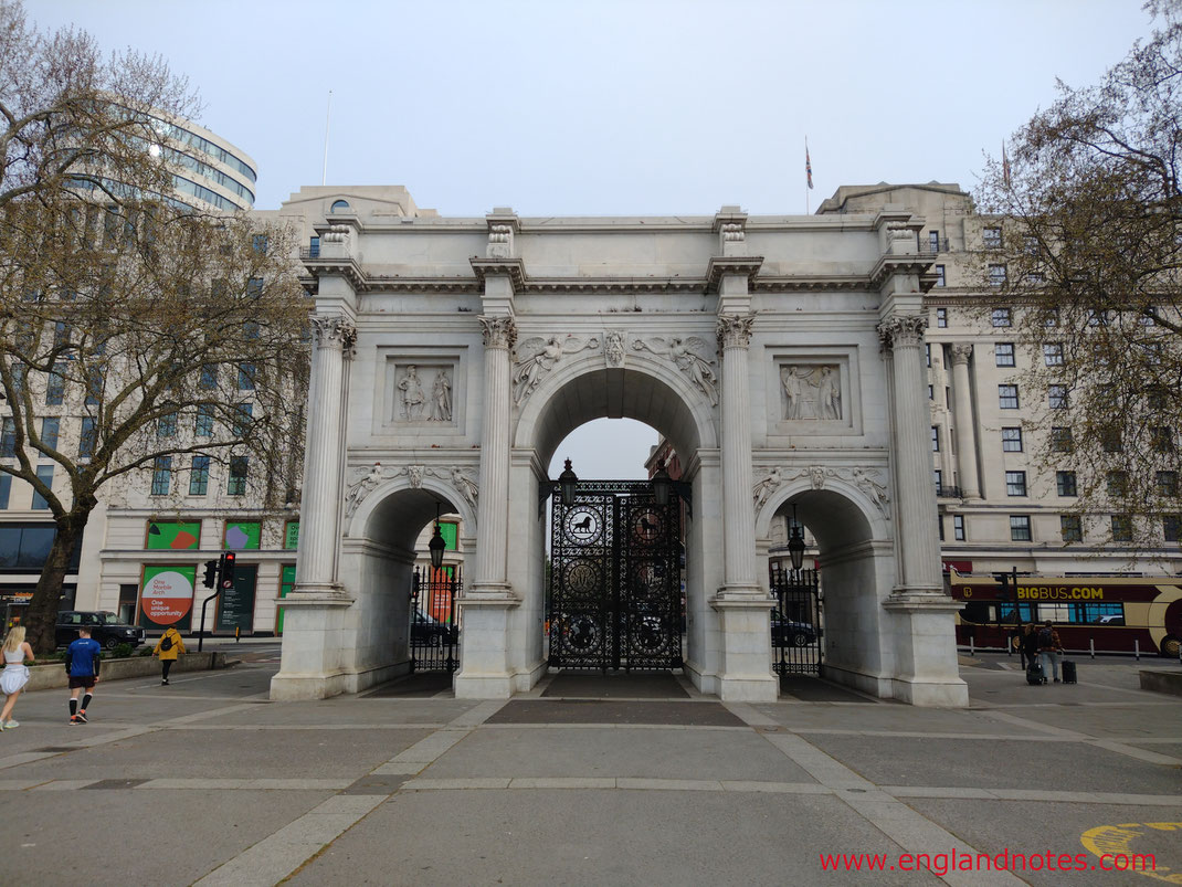 Sehenswürdigkeiten und Geschichte im Londoner Stadtviertel Mayfair: Marble Arch, Hyde Park, Speakers Corner