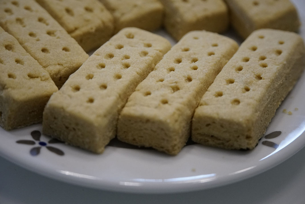 Die Geschichte und Rezept von Shortbread - des wohl leckersten Kekses in England und Großbritannien